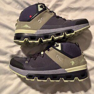 On Running Cloudtrax Waterproof Hiking Boots🏔️🥾🚶‍♀️🚶🏽‍➡️🚶🏿🚶‍♂️🚶🏻‍♀️‍➡️